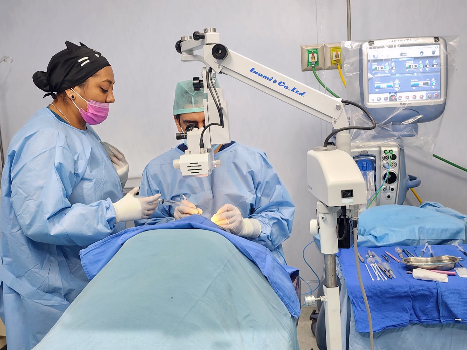 Flyer de atención oftalmológica